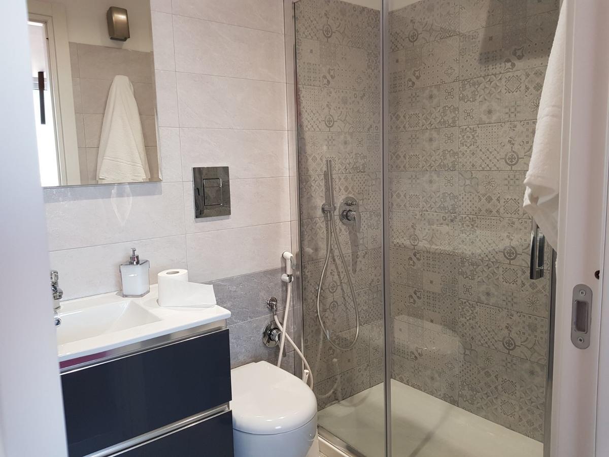 2B Fifteen Floor Suite Napoli Exterior photo
